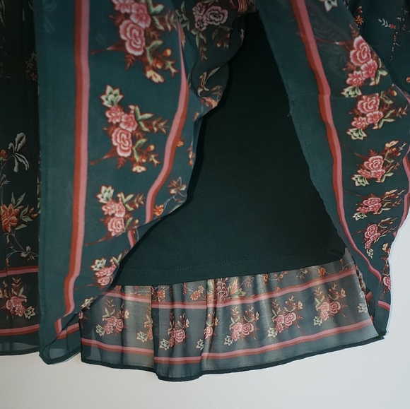 Skirt - Picture 3 of 8